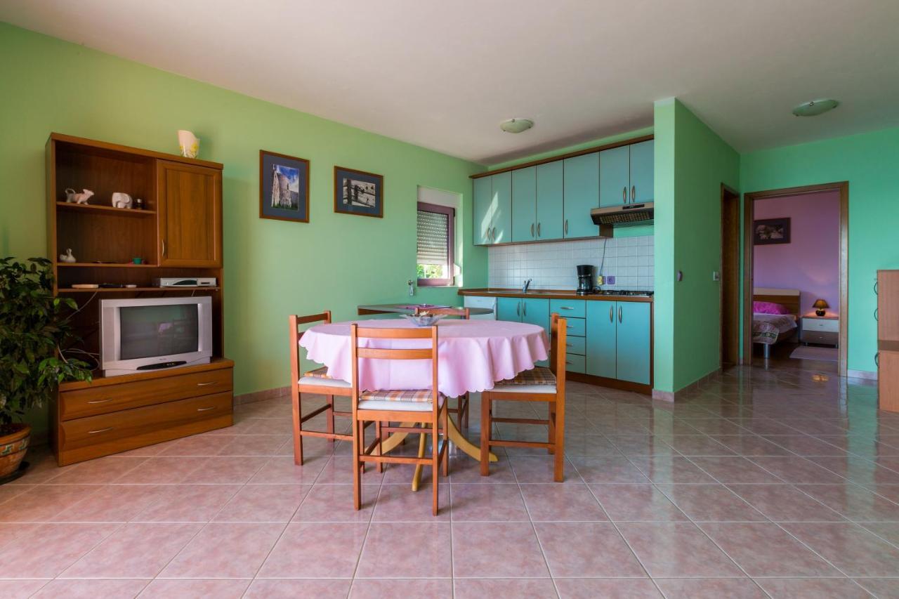 Apartmani Rino Драмаль Екстер'єр фото